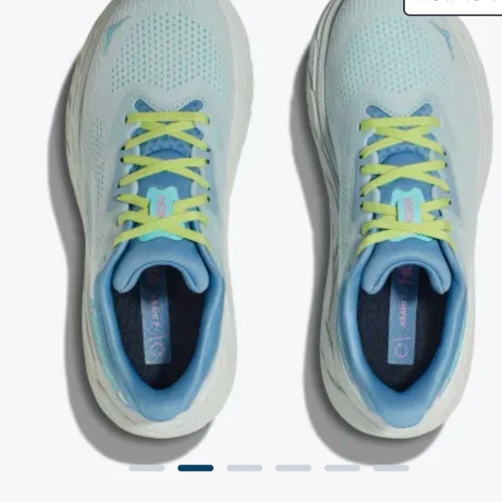 Hoka women’s Arahi 7s
